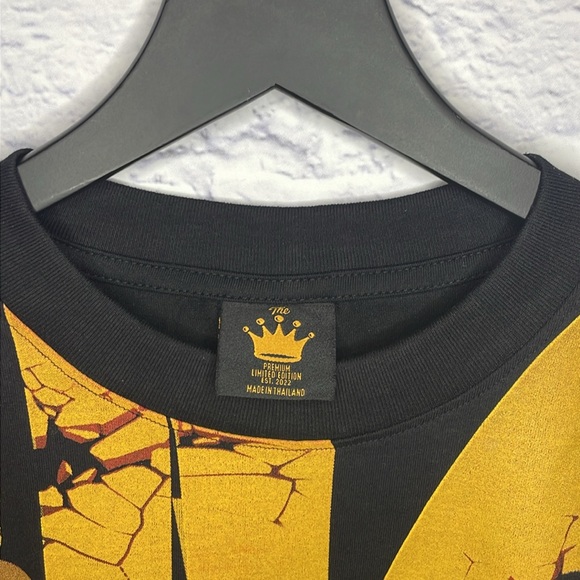 Vintage Taz Looney Tunes Overprint Tee - Picture 7 of 8